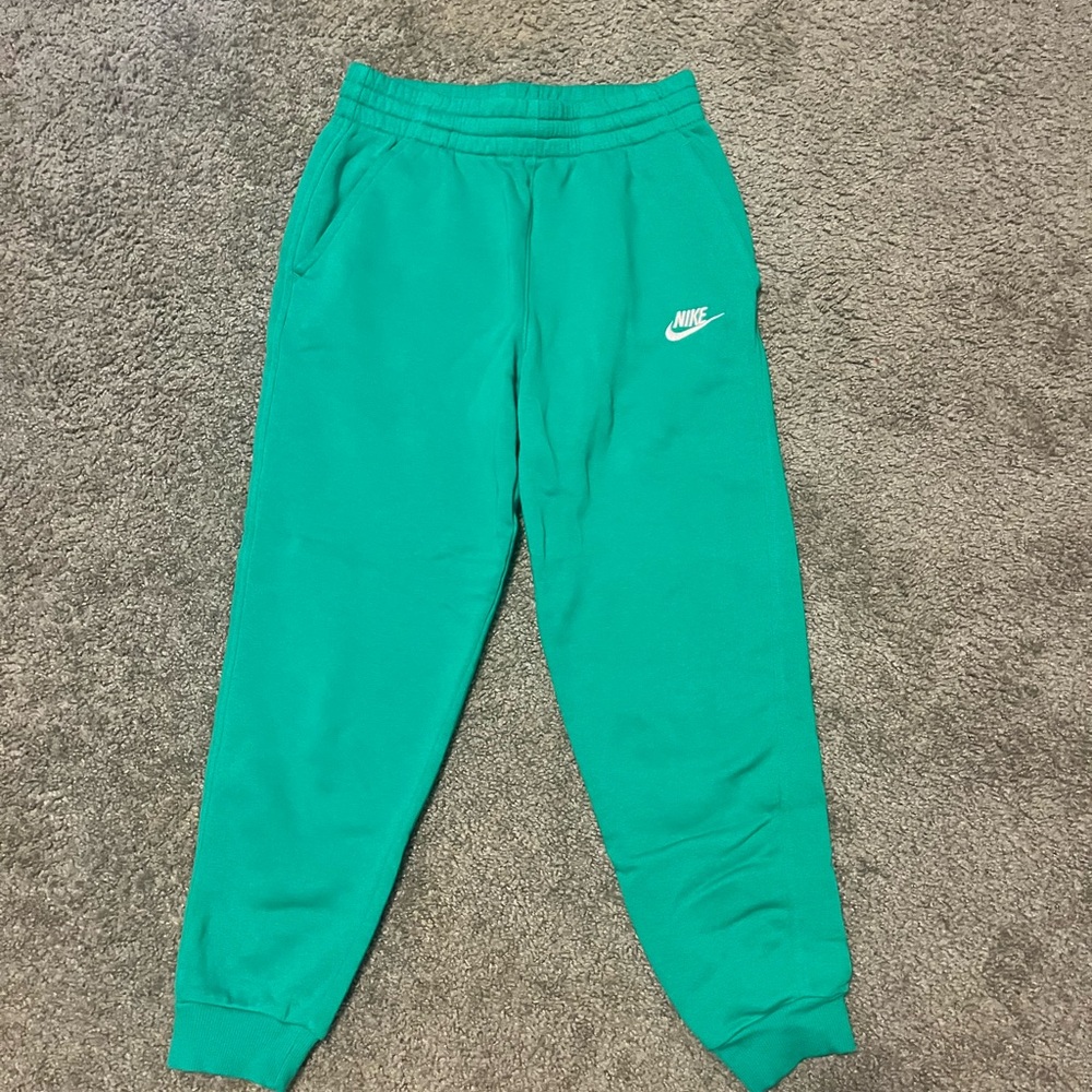 Green Nike Sweatpants